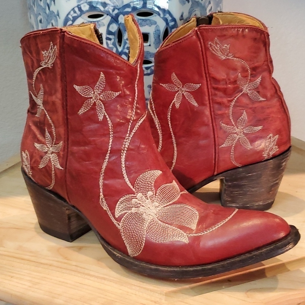 ⭐️ RARE OLD GRINGO SHORT BOOTS